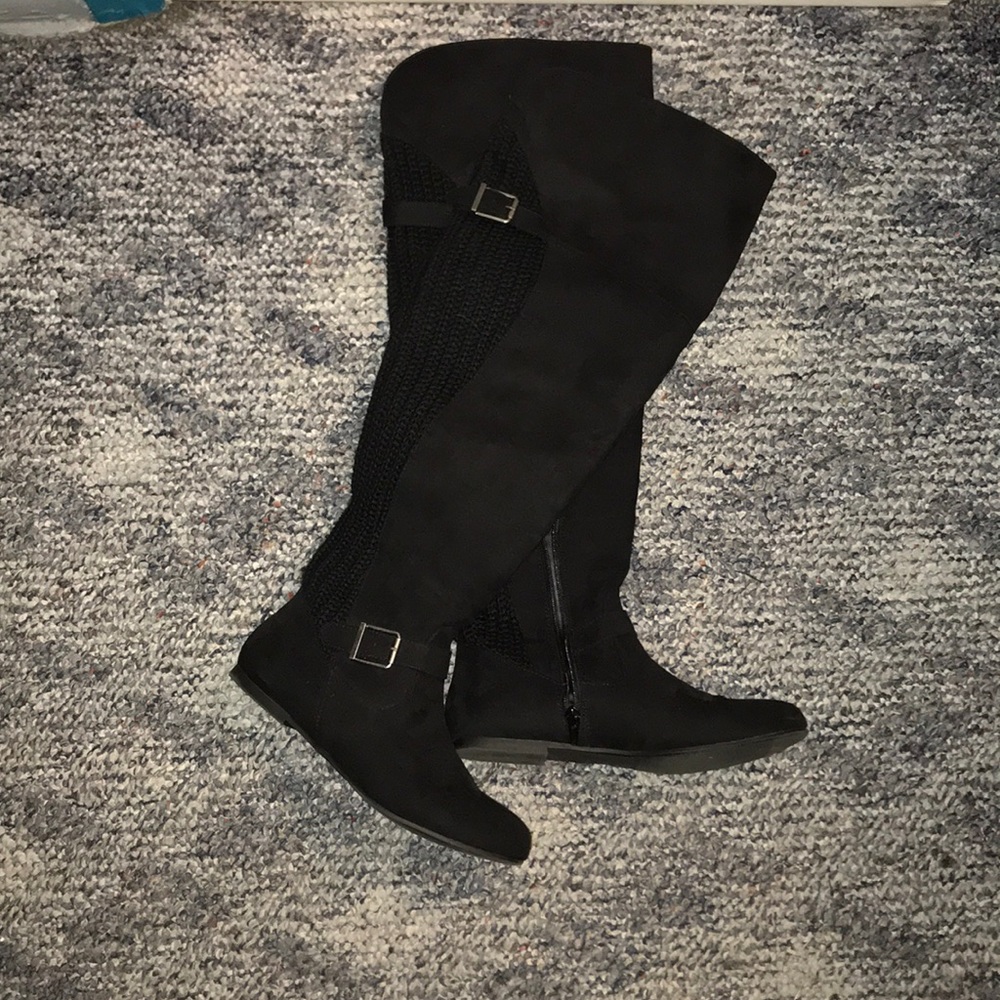 Like New JustFab Over The Knee Boots (Black)